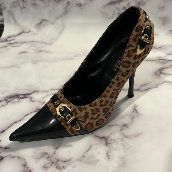 Frederick's of Hollywood Shoes - Leopard print 4 inch stiletto
